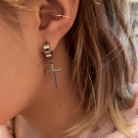 Earrings - Picture 2 of 2